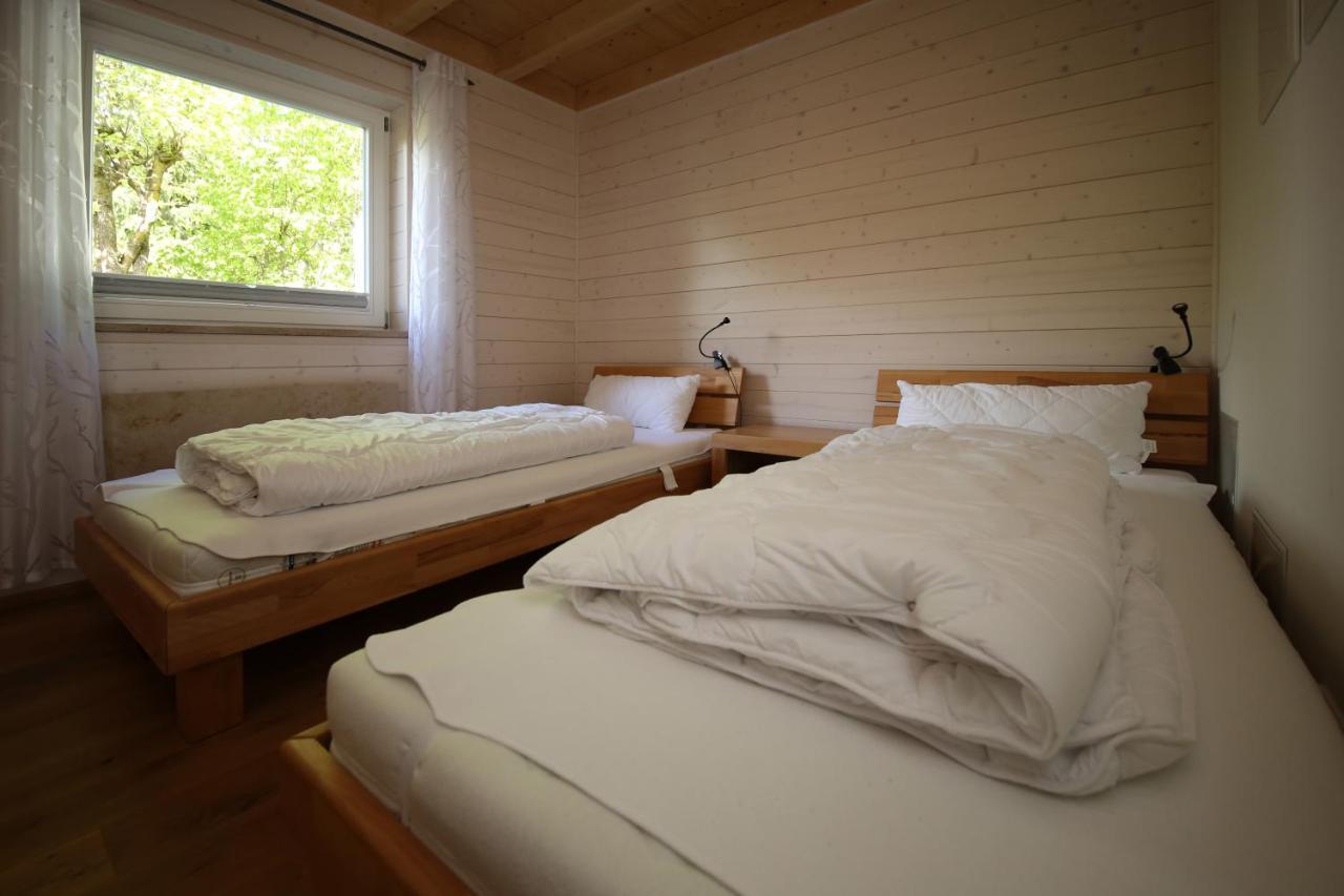 Ferienhaeuser Campingplatz Kinding Exterior photo